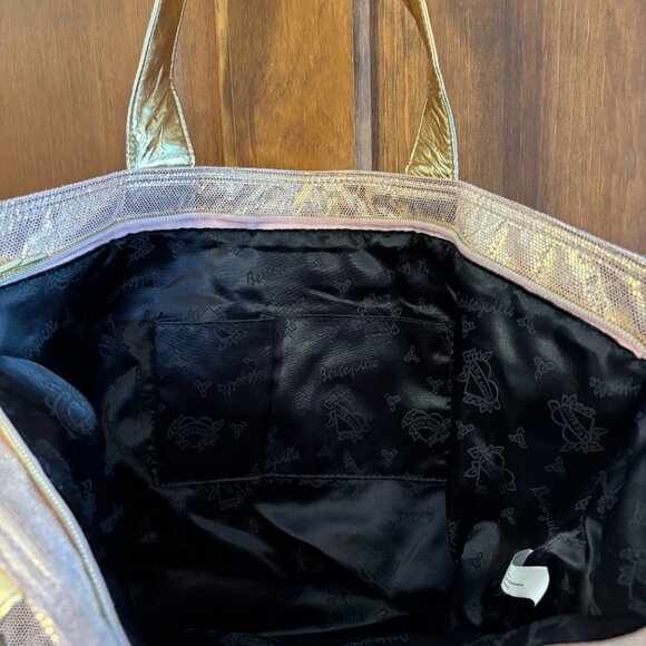 Betsey Johnson Betseyville Pink/ Gold Tote Bag with Lightning Bolt Zipper Charm - Picture 5 of 9